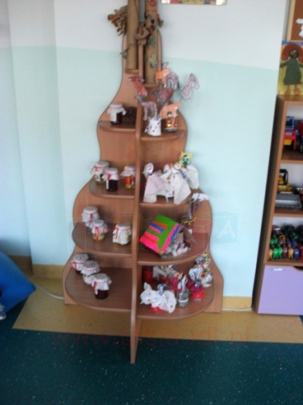 Kącik tematyczny Drzewko